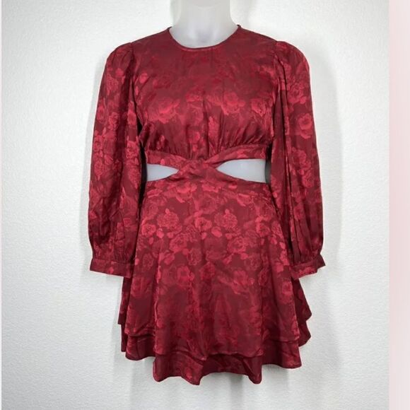 RAHI Flora Cutout Mini Dress Medium Large 
Red Floral Long Sleeves - Picture 3 of 8
